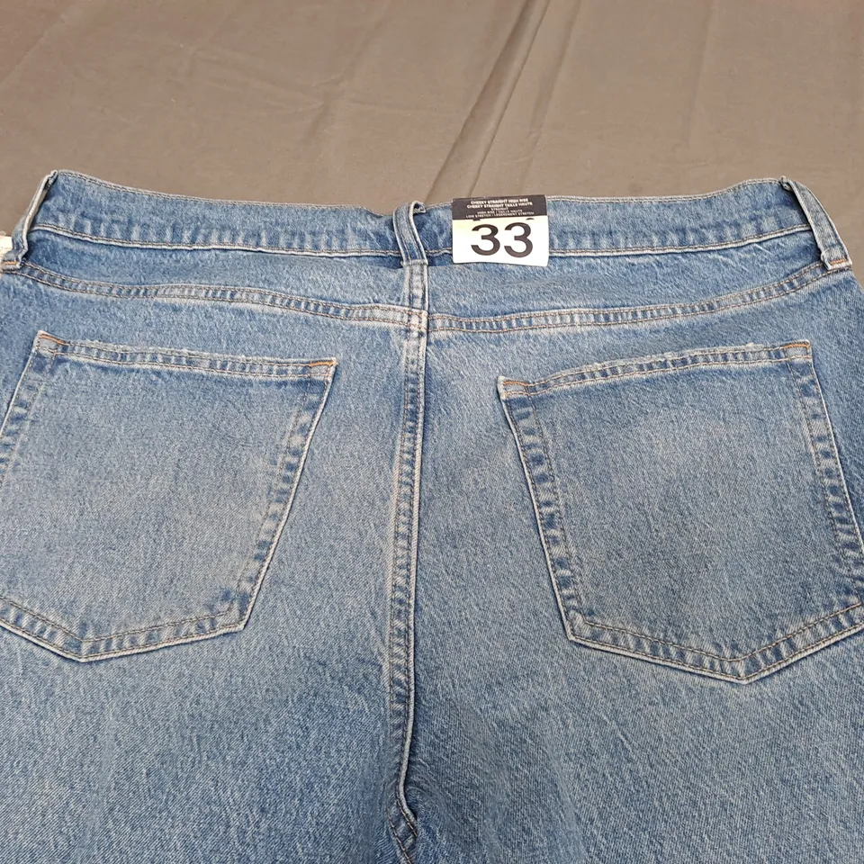 GAP CHEEKY STRAIGHT HIGH RISE JEANS - 33 RS