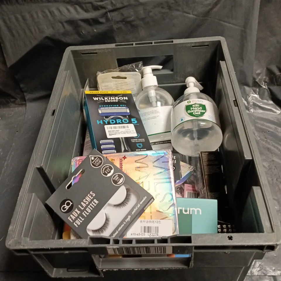 APPROXIMATELY 15 ASSORTED ITEMS OF COSMETICS INCLUDING FULL FLUTTER FAUX LASHES, NAIL ART SET, NO 7 NOURISHING NAIL AND CUTICLE CARE AND SANCTUARY SPA BODY SCRUB