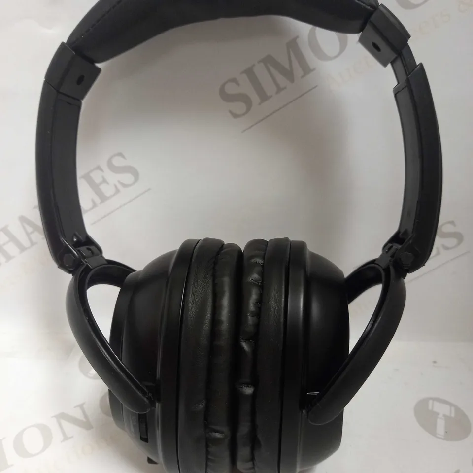 LINDY NC-40 NOISE CANCELLING HEADPHONES