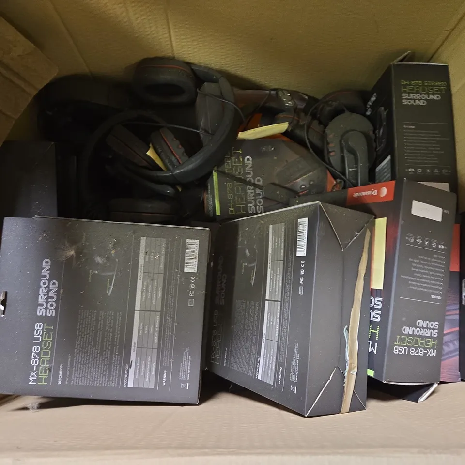 APPROXIMATELY 20 ASSORTED WIRED SURROUND SOUND HEADSETS IN BLACK - COLLECTION ONLY