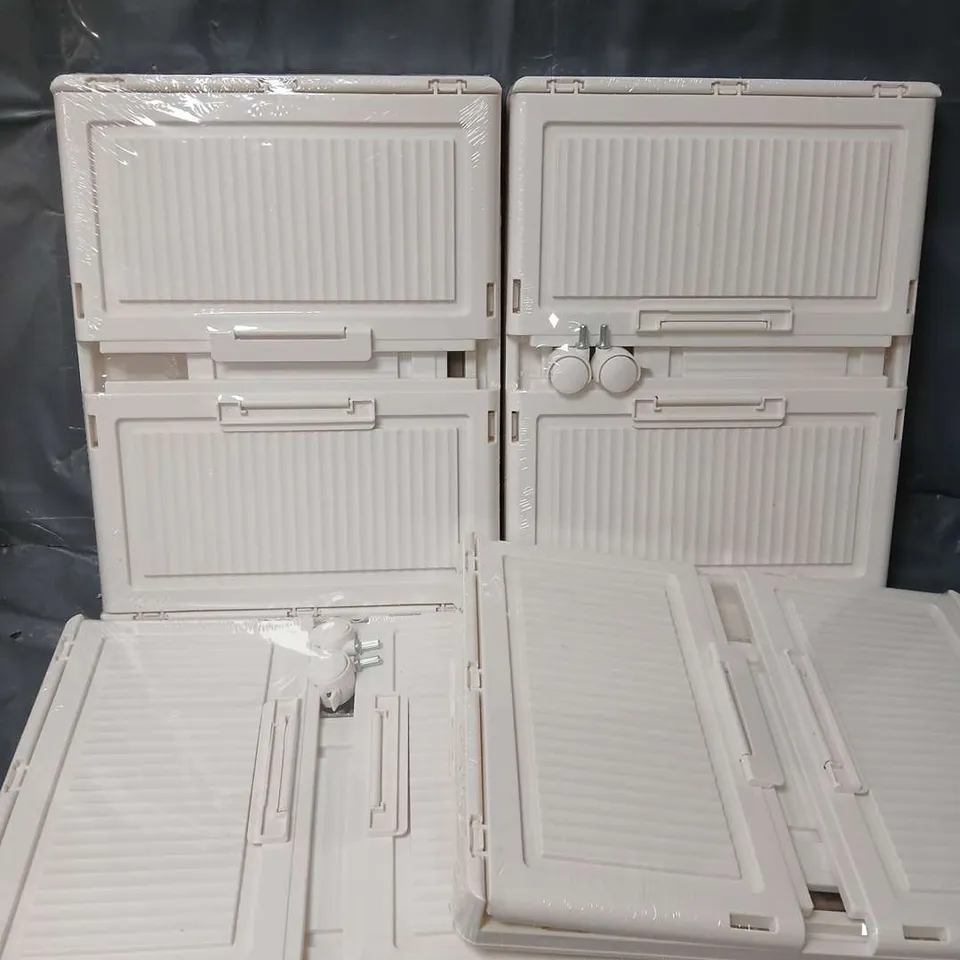 4 STACKABLE STORAGE CONTAINERS IN WHITE