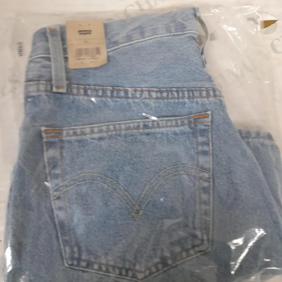 LEVIS BLUE DENIM 501 SHORTS - SIZE 25