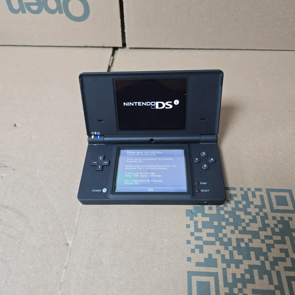 NINTENDO DS BLACK UNBOXED