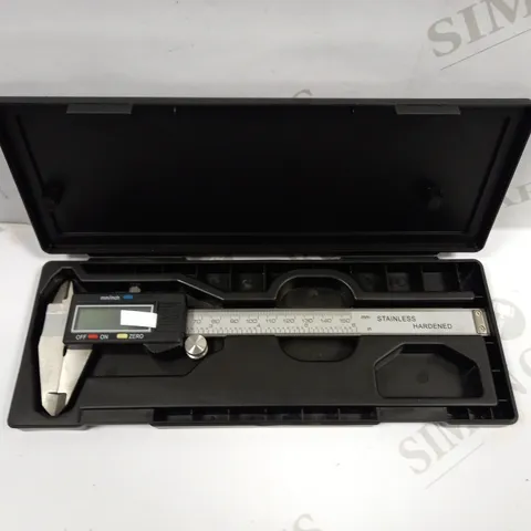 DESIGNER ELECTRONIC DIGITAL CALLIPERS