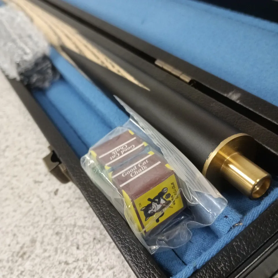 KangLong Hand Made Billiards Cue in Case with Chalk