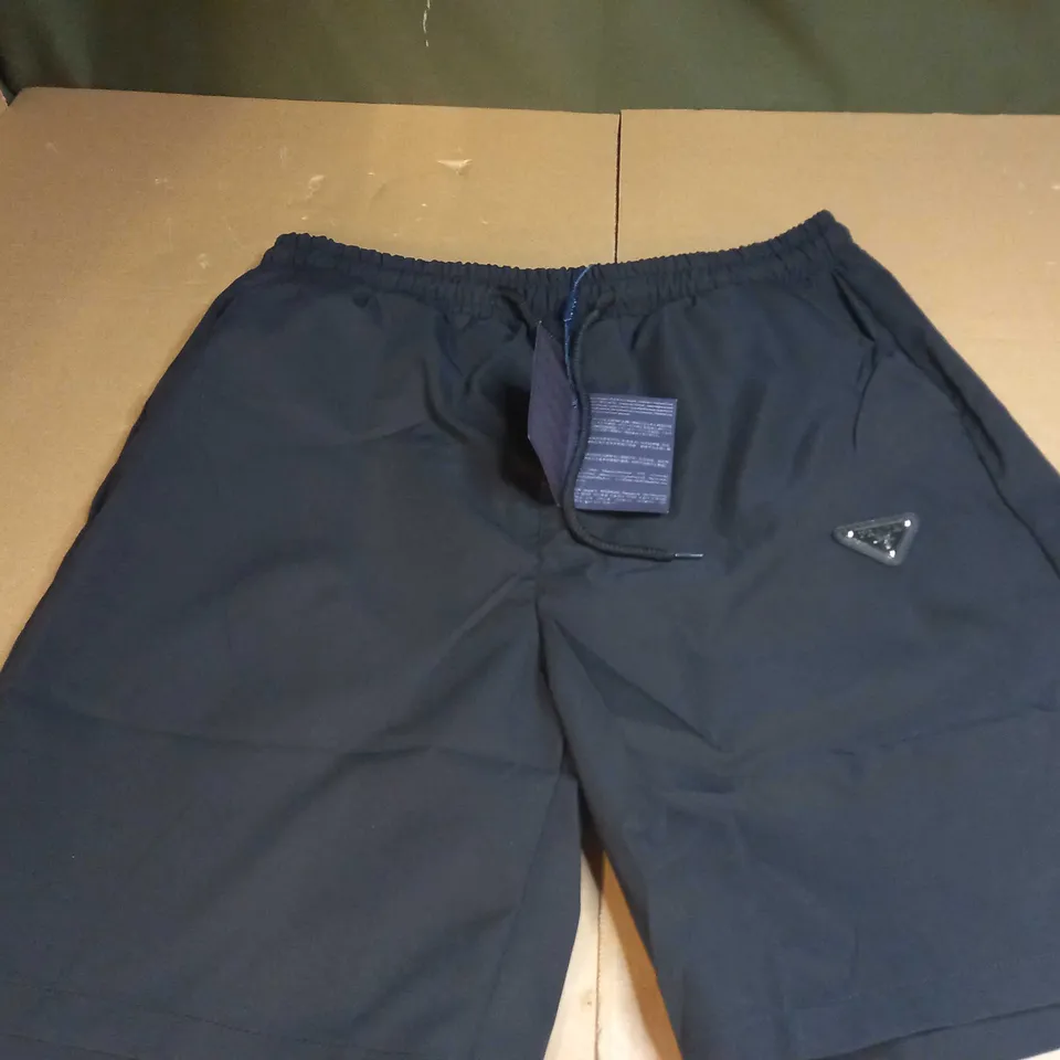 MENS PRADA MILANO SHORTS SIZE XXL