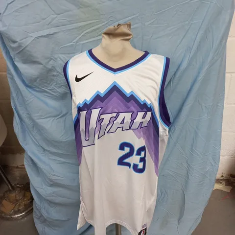 Nike Utah Jazz Basketball Jersey – Markkanen #23 – Men's Large