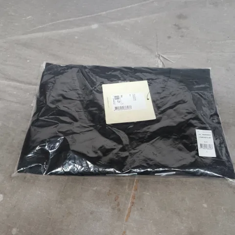 BAGGED CALVIN KLEIN CK LOGO TEE IN BLACK - LARGE
