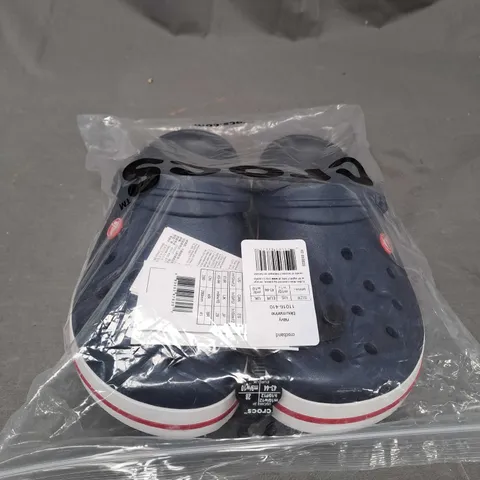 CLOGS CROCS CROCBAND NAVY BLUE SIZE 9