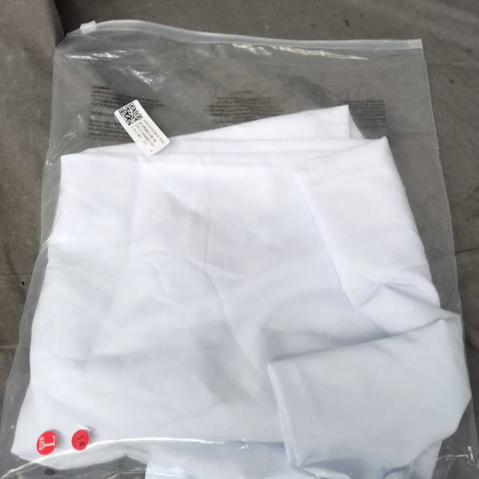 ASSORTED BOX OF RANDOM CLOTHING ITEMS MALE AND FEMALE INCLUDED , SIZE L (UK LARGE) – BOXED CLOTHING
