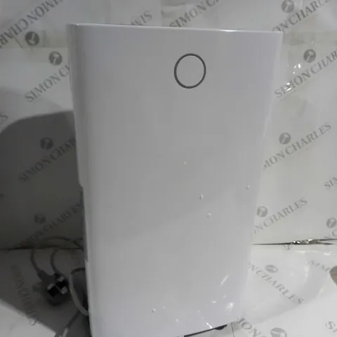 OUTLET 12L DEHUMIDIFIER WITH 2L WATER TANK AND TIMER