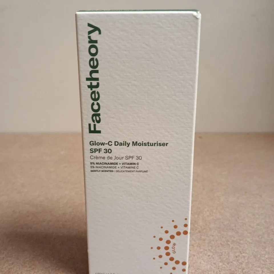 FACETHEORY GLOW-C DAILY MOISTURISER SPF 30
