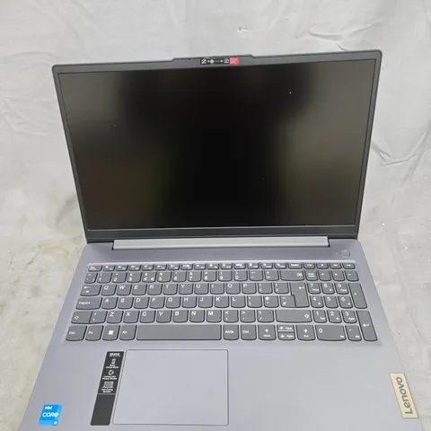 LENOVO IDEAPAD SLIM 3 BOXED