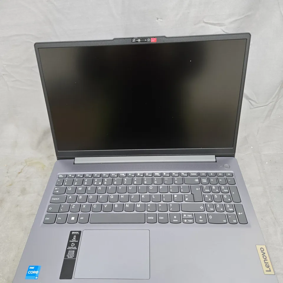 LENOVO IDEAPAD SLIM 3 BOXED