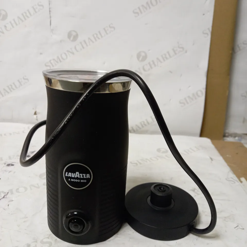 LAVAZZA A MODO MIO MILK EASY FROTHER 