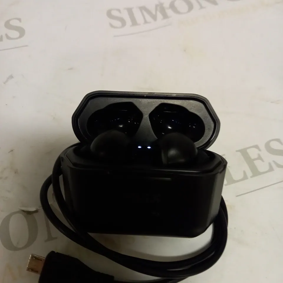 MIXX STREAMBUDS MINI TRUE WIRELESS EARBUDS