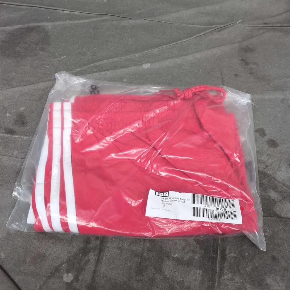 ADIDAS ORIGINALS ADICOLOR SPRINTER SHORTS IN RED SIZE M