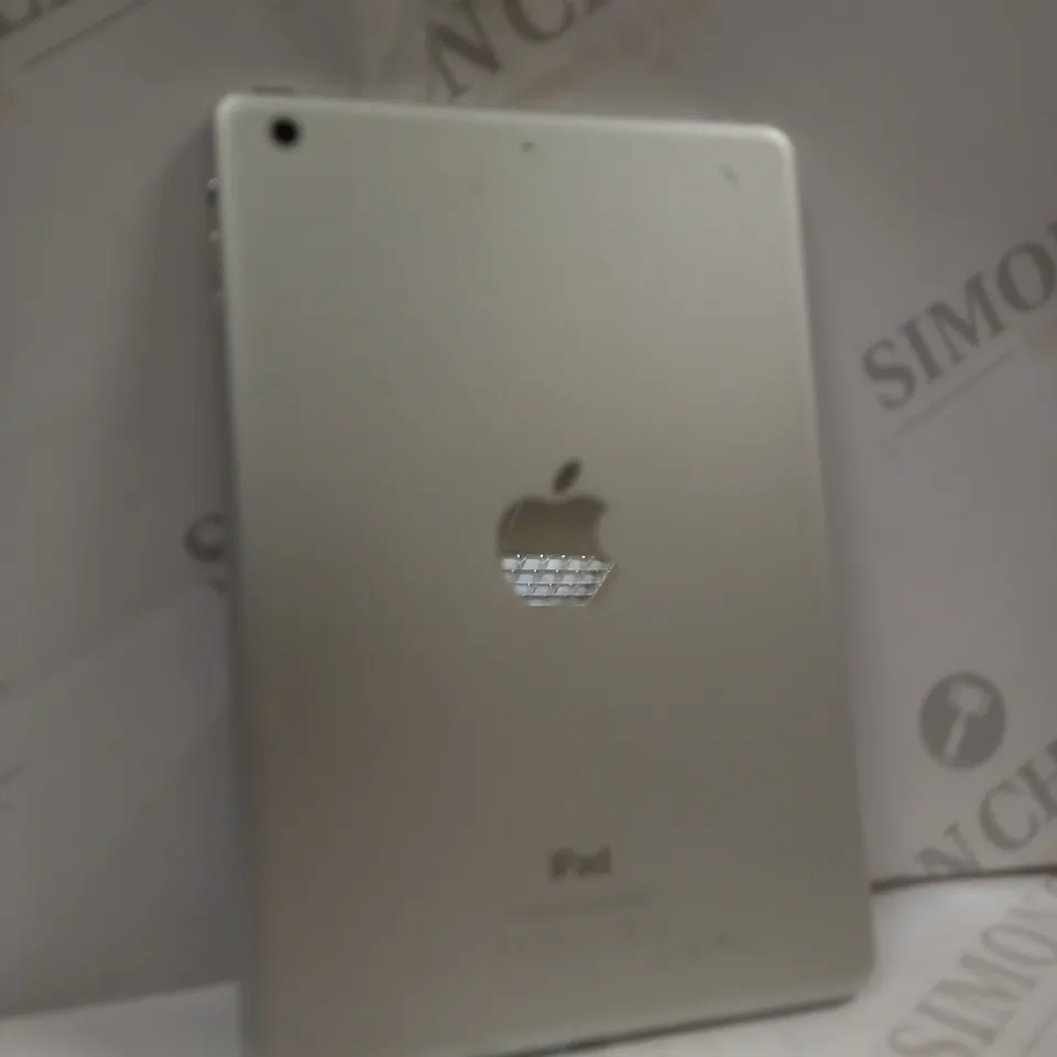 APPLE IPAD MINI 2 A1489 SILVER