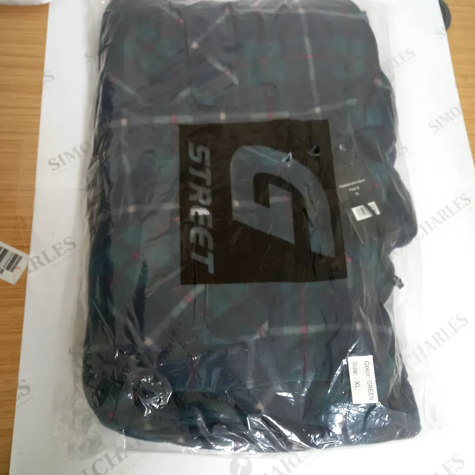 BAGGED PADDED SHIRT HOOD SIZE XL