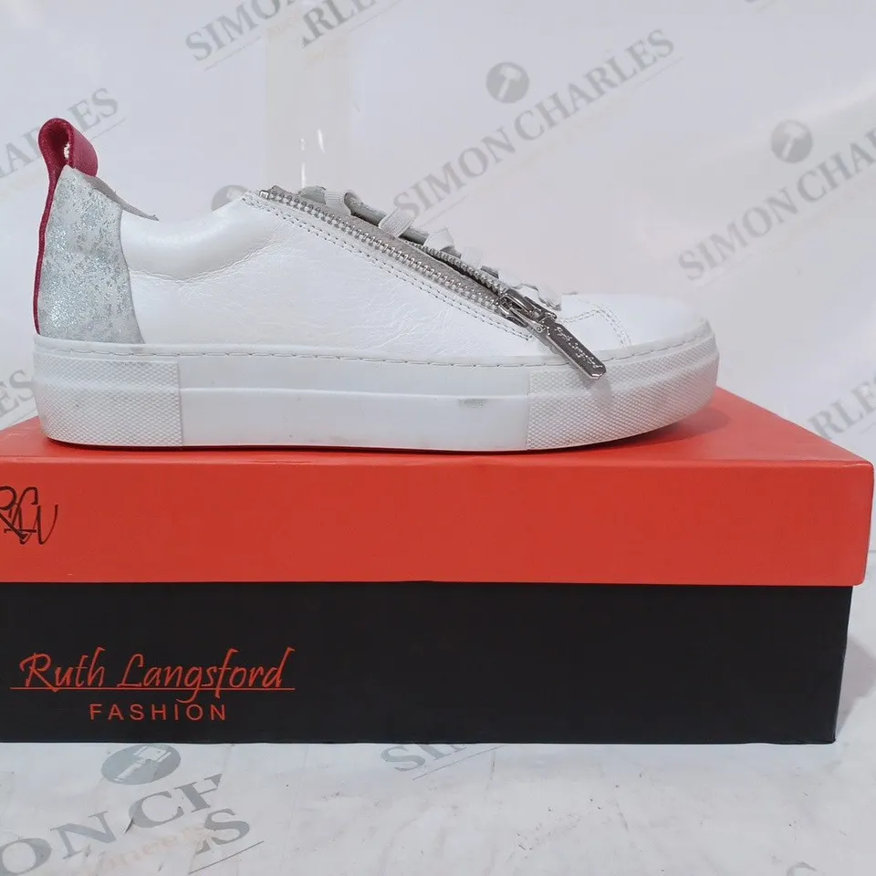 BOXED PAIR OF RUTH LANGSFORD LEATHER TRAINERS IN WHITE/SILVER SIZE 3