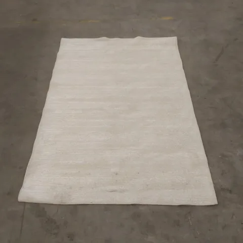 QUALITY DESIGNER AREA RUG - APPROXIMATELY 160 x 108cm