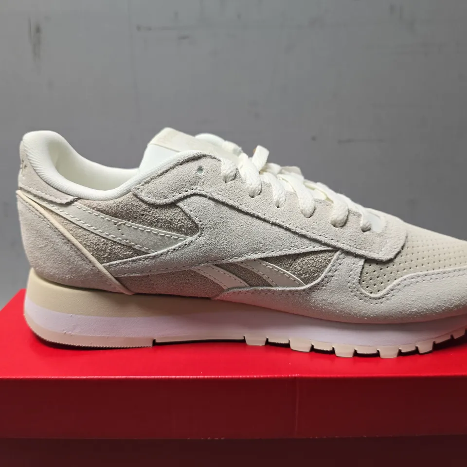 BOXED REEBOX RUNNING COURSE TRAINERS - UK 6 