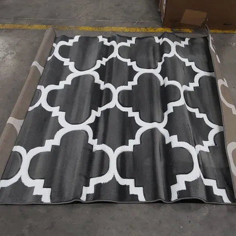 MODERN TRENDZ RUG - GREY // SIZE: 160 X 220cm