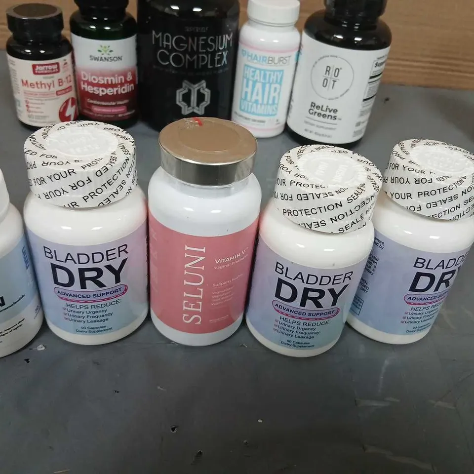 APPROXIMATELY 25 ASSORTED HEALTH SUPPLEMENTS & VITAMINS – MIXED BOTTLES