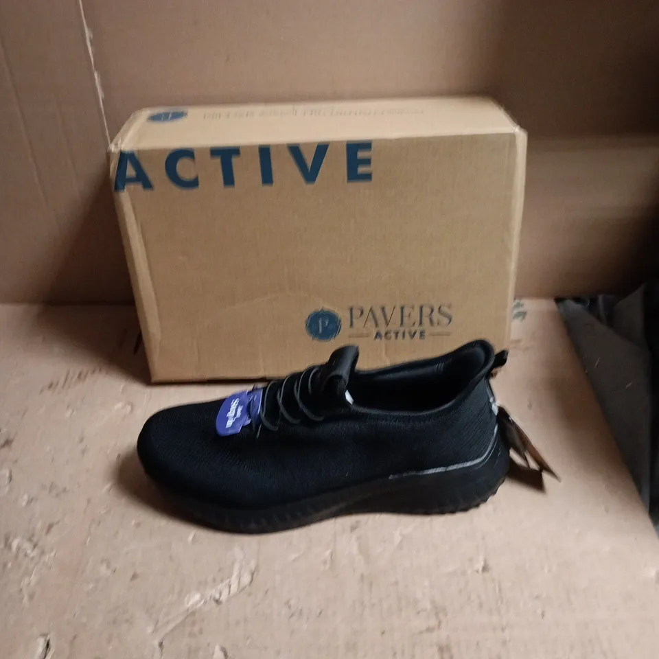 PAVERS ACTIVE BLACK TRAINERS – SIZE UK 9 
