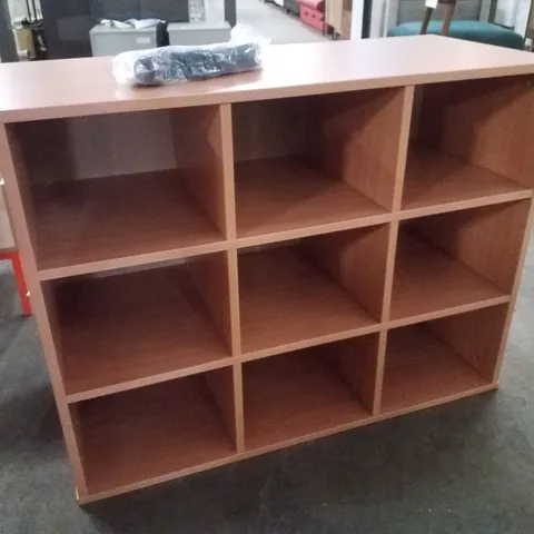 9 TRAY STORAGE UNIT WITH CASTORS 1030×453×792MM