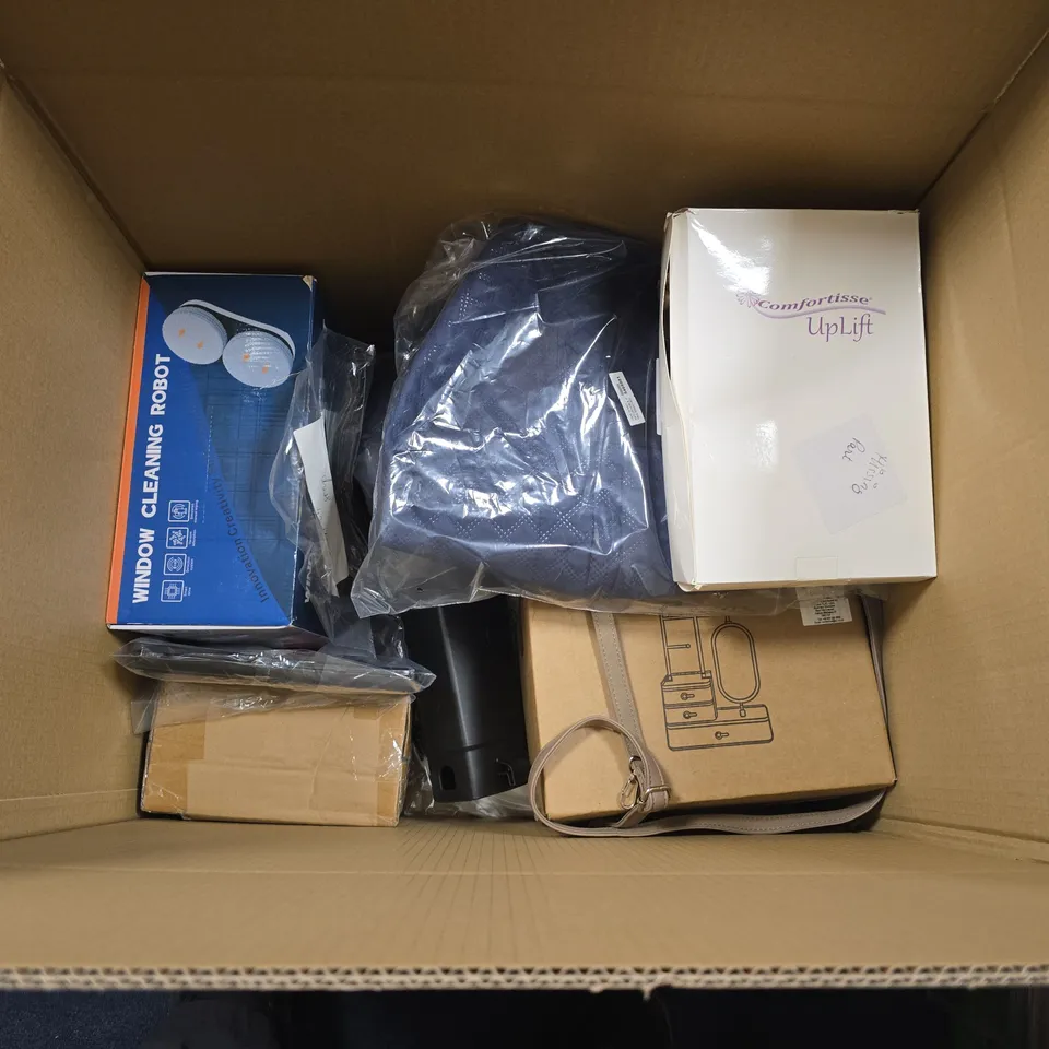 LOT OF ASSORTED HOUSEHOLD ITEMS TO INCLUDE LIVMORE SOLAR TWIRL SPINNER, WINDCHIME DREAMCATCHER AND CLOTHING ITEMS