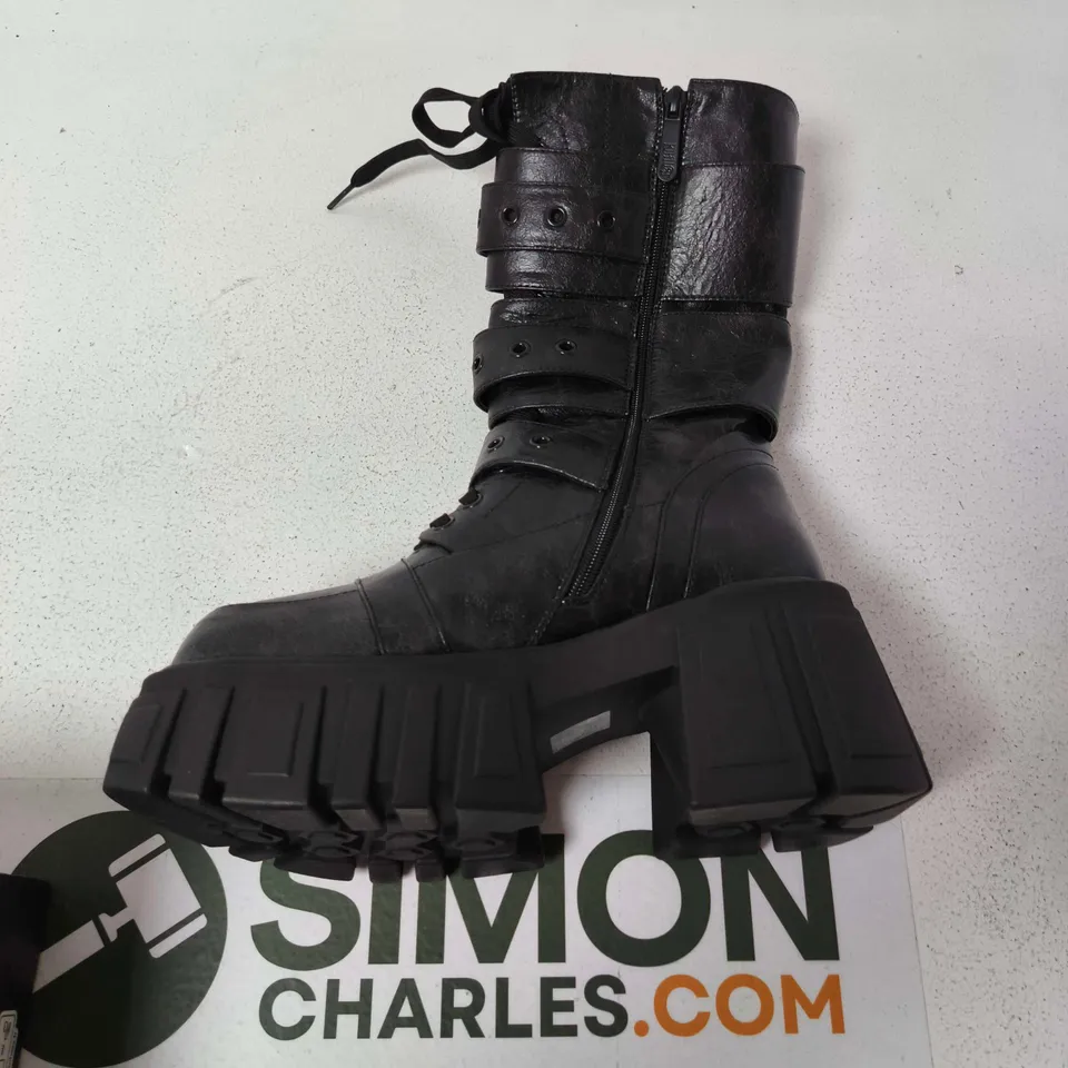 BOXED KILLSTAR RUPTURA BLACK BOOTS - UK 5
