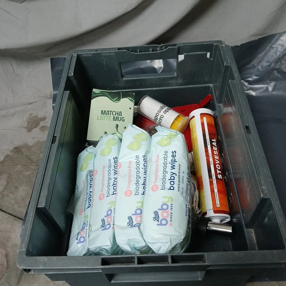 APPROXIMATELY 15 ASSORTED ITEMS TO INCLUDE BABY WIPES, MATCHA LATTE MUG, STOVESEAL ETC