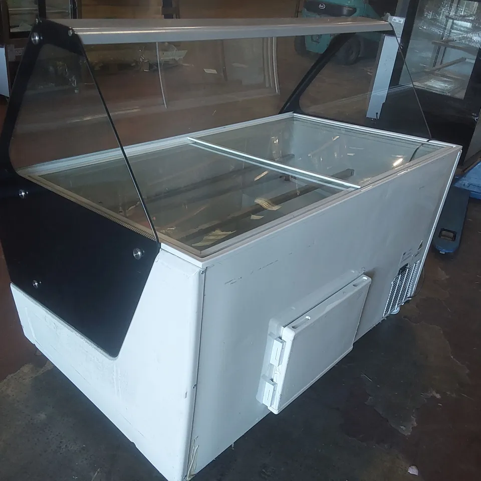 CRYSTAL OPTIMUS 16 ICE CREAM DISPLAY UNIT