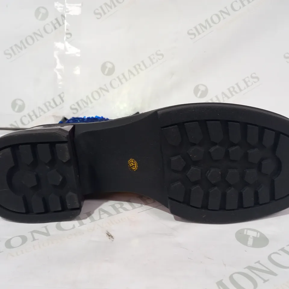 PAIR OF DESIGNER SEQUIN COVERED ANKLE BOOTS IN MULTICOLOUR EU SIZE 42