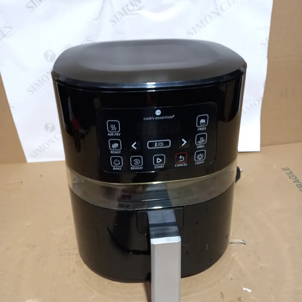 OUTLET COOK'S ESSENTIALS 4.0L AIR FRYER WITH DIGITAL VIEWING SCREEN IN BLACK