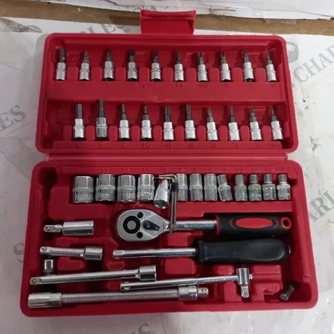 46 PCS SOCKET WRENCH SET