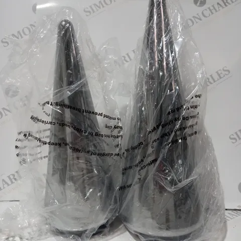 BOXED KELLY HOPPEN SET OF 2 INDOOR/OUTDOOR PRELIT GLASS DECOR - REFLECTIVE CONES