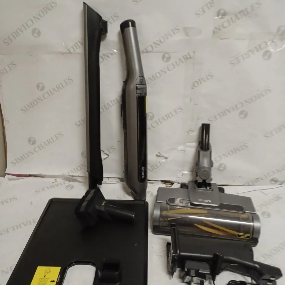 SHARK WANDVAC SYSTEM