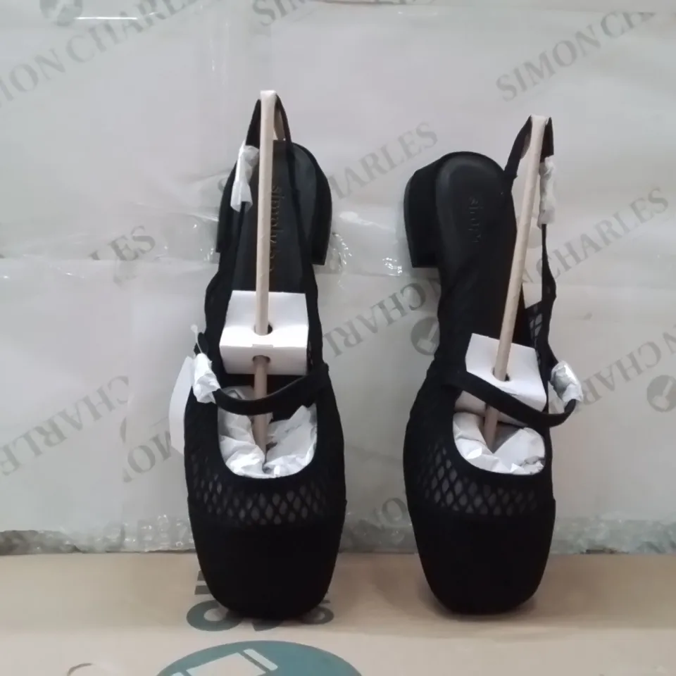 BOXED BRAND NEW APPROXIMATELY 9 SIMPLY BE JUPITER EXTRA WIDE SHOES BLACK SIZE 7