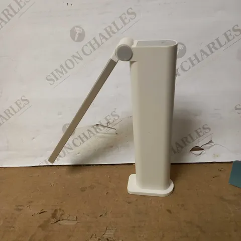 PHILIPS LED AMBER ADJUSTABLE DESK LAMP - COOL WHITE