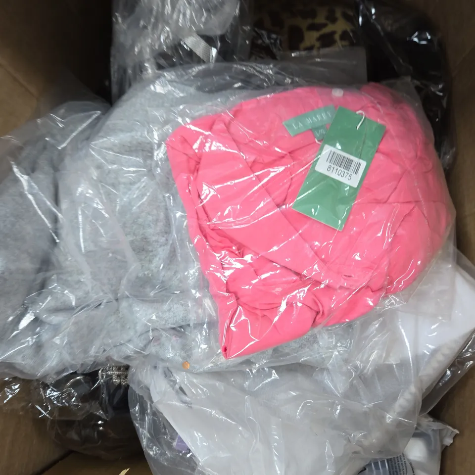 APPROXIMATELY 10 ASSORTED CLOTHING ITEMS IN VARIOUS COLOURS, SIZES, AND STYLES