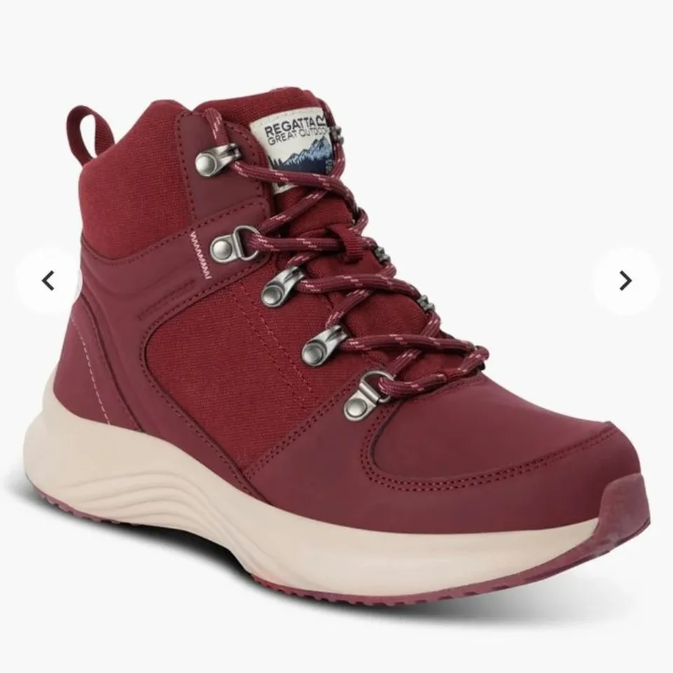 BRAND NEW REGATTA WOMENS SAMBROOK BOOTS IN FIG/DUSTY ROSE - UK 8