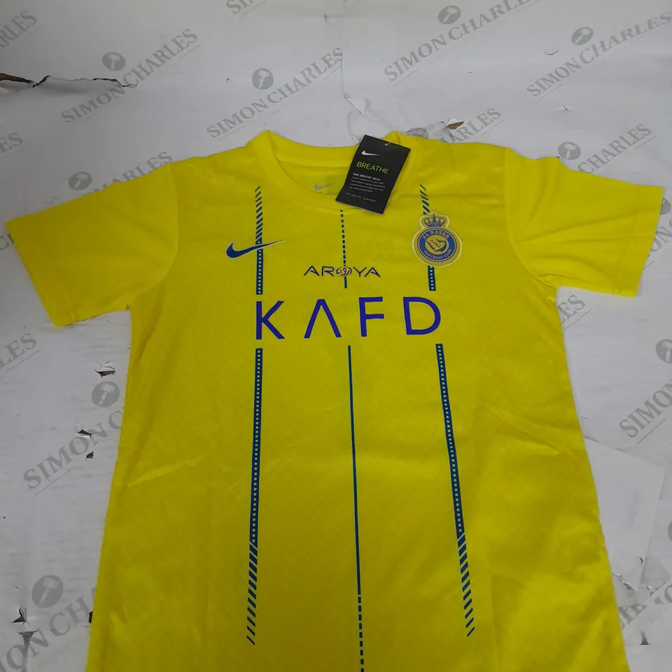 AL NASSR HOME SHIRT AND SHORTS WITH RONALDO 7 SIZE 24