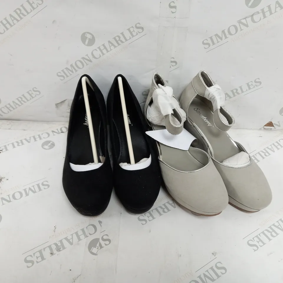 5 BOXED PAIRS OF ASSORTED STRAWBERRY SHOES TO INCLUDE SIZES 5, 6