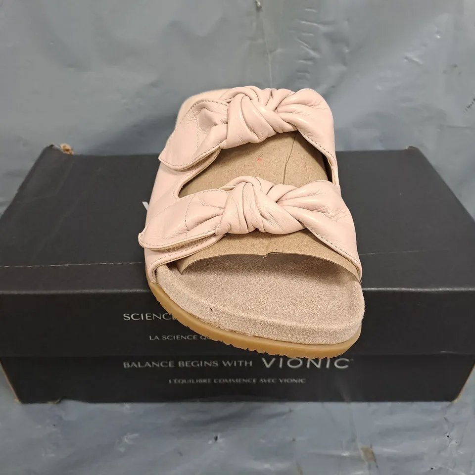 BOXED PAIR OF VIONIC OPEN TOE SANDALS IN PINK SIZE UK 6