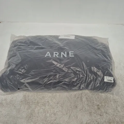 BAGGED ARNE SHORT PUFFER PARKA GREY, SIZE L 