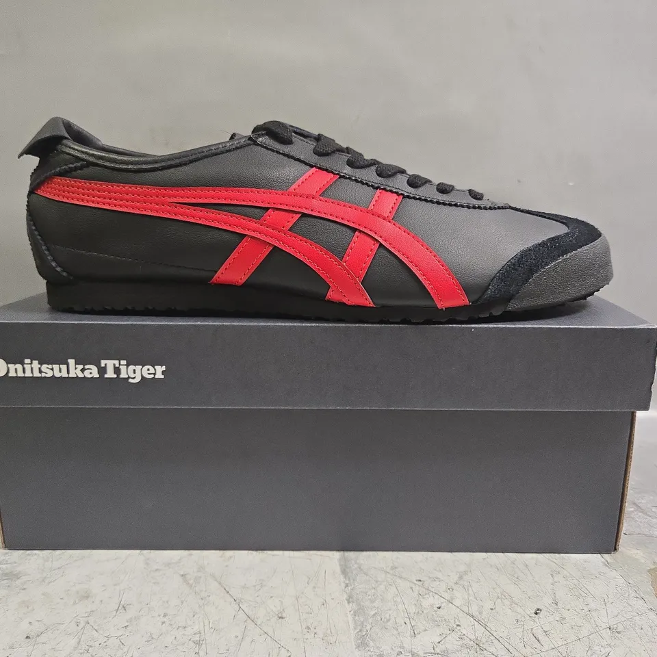 BOXED PAIR OF ONITSUKA TIGER SHOES IN BLACK/RED SIZE UK 9