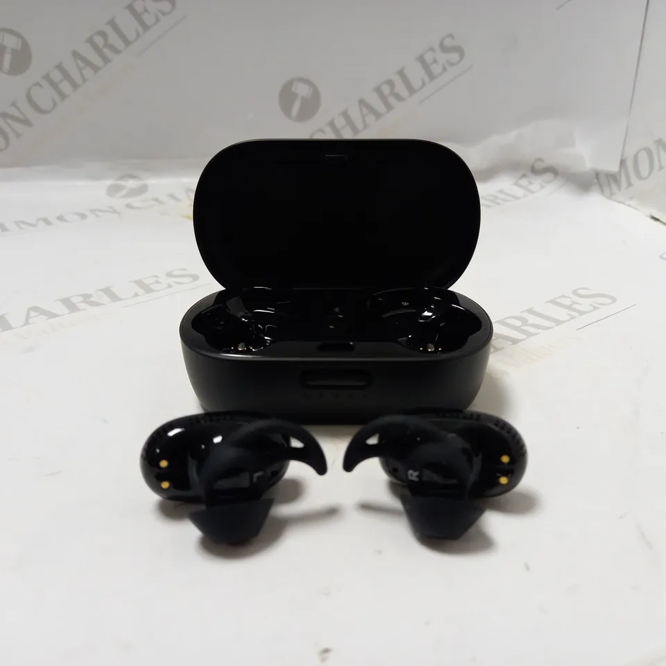 BOSE QUIETCOMFORT EARBUDS NOISE CANCELLING HEADPHONES