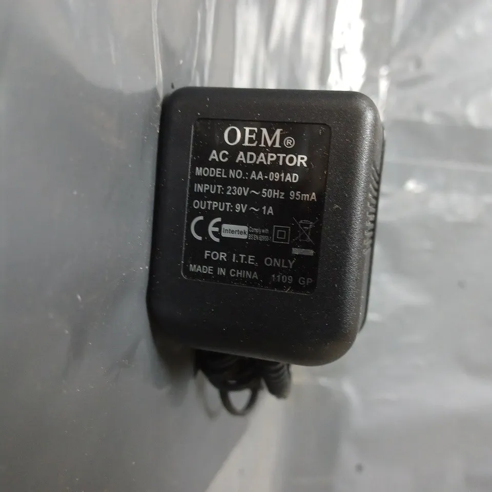 APPROXIMATELY 20 OEM AC ADAPTERS